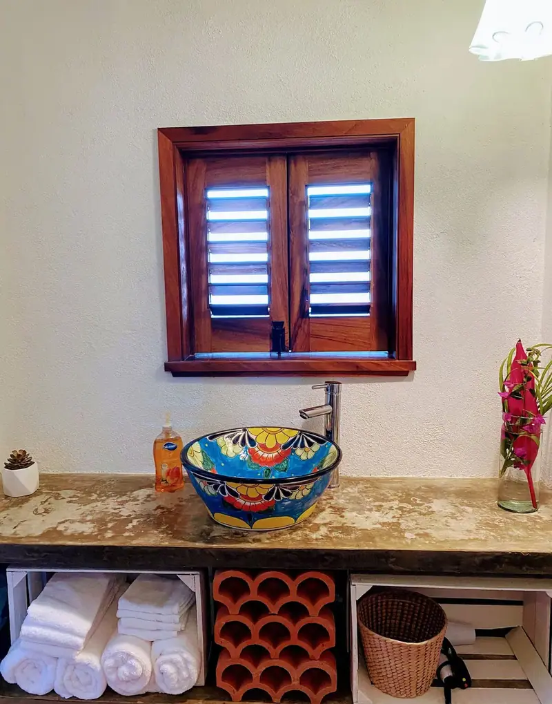 Hand-painted basin