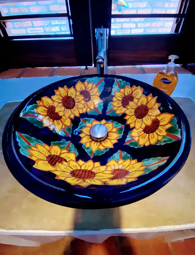 Sunflower basin, Casa Gratitud, Yelapa