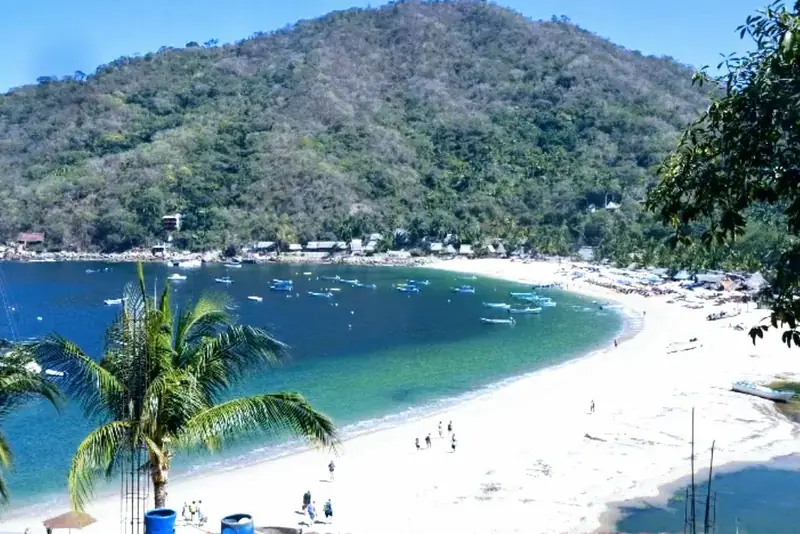La plage et la baie de Yelapa vues d'en haut