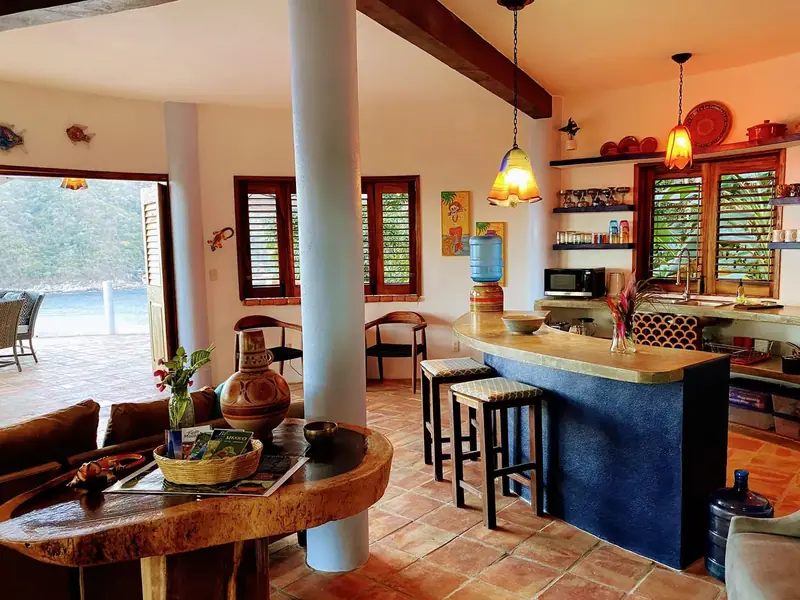 Kitchen bar and dining table
