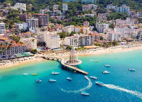 A day and night in Puerto Vallarta's Romantic Zone